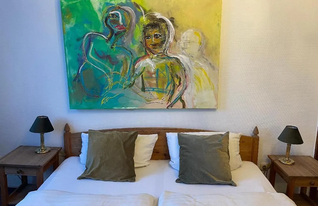 Hotel - Restaurant zum Goldenen Löwen - mit besonderer Geschichte seit 1728 - pets friendly-1